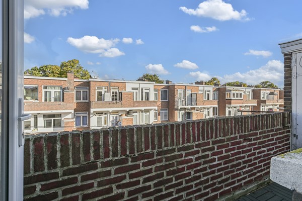 Medium property photo - Damasstraat 213, 2522 TP Den Haag